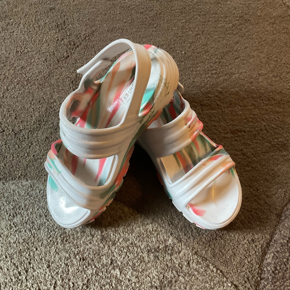 Hunter In Bloom Sandals
